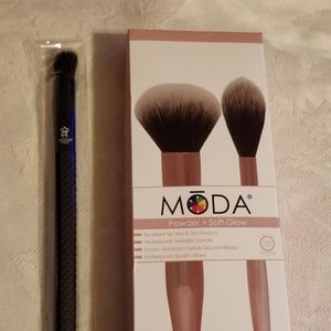 Moda Powder + Soft Glow Brush Set +Extra Brush!